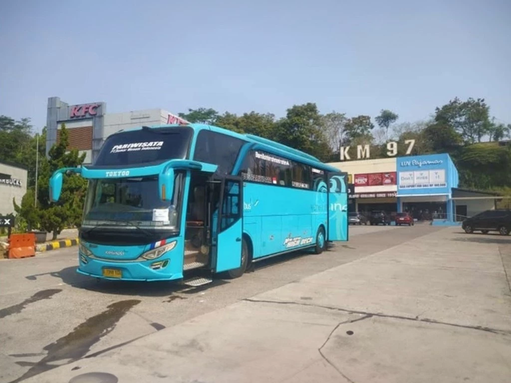 harga sewa bus pariwisata