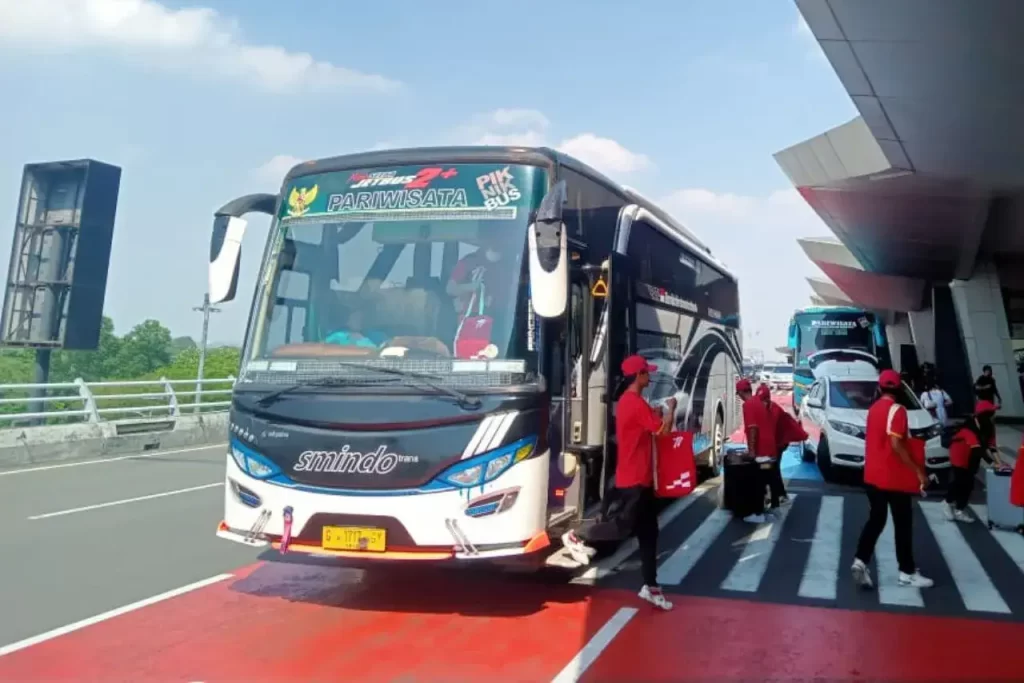 harga sewa bus pariwisata 50 seat