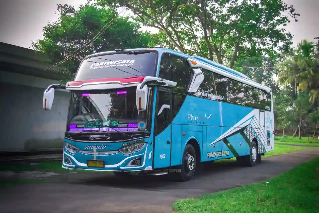 sewa bus pariwisata depok smindo trans