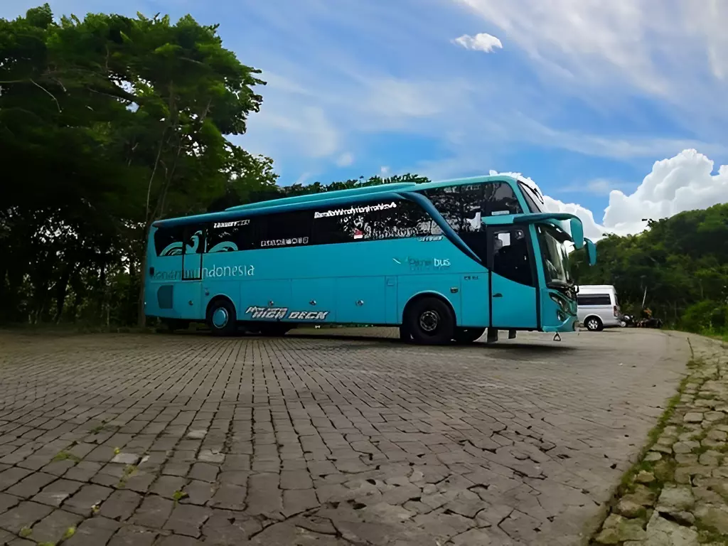 Sewa Bus Pariwisata ke Kebun Raya Cibodas