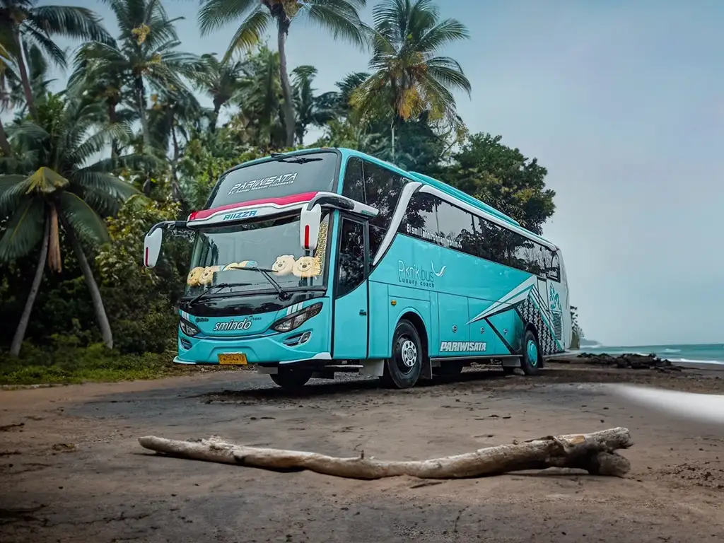 Sewa Bus Pariwisata ke Pelabuhan Ratu